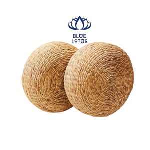 Otomano de jacinto de agua, hecho a mano - Product Image 1