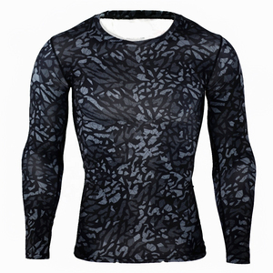 2025 BJJ Rash Guard & MMA Shorts Set Jiu Jitsu Traje de cobertura completa para hombres Mujeres Top Trending Fight Wear Hecho en Pakistán - Product Image 2