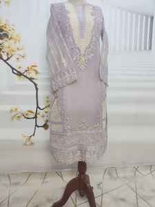 Venta al por mayor precio barato de alta calidad de fábrica directa de venta bordado vestido de novia al por mayor barato vestido de boutique de manga larga - Product Image 4