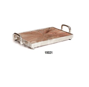 Bol de service décoratif pour fruits et salade en aluminium gris à côté rond artisanal - Product Image 6