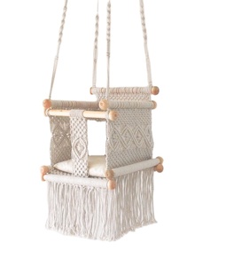 Balançoire pour bébé Boho en macramé tissée à la main Bassinet pour bébé Acheter des accessoires de hamac chez Isar International - Product Image 1