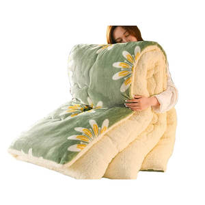 Couette Sherpa Moderne Imprimée en 3D Faite à la Main, Personnalisée (King/Double), en Laine, Coton et Polyester, Matelassée pour Literie Domestique - Product Image 6