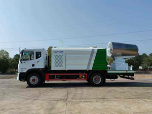 Camión cisterna de agua potable de acero inoxidable de 4 x 2 y 12000 litros, camión cisterna con aspersor - Product Image 4