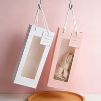 Sac en papier personnalisé avec fenêtre sur le devant, sac d'emballage en papier pour bouteille de vin rouge longue personnalisée