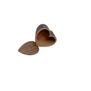 Urnas de cremación de madera de mango de artesanía india de lujo para adultos suministros funerarios para almacenamiento de cenizas humanas - Product Image 2