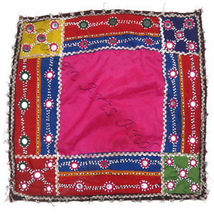 Patch vintage indien fait main, style bohème, traditionnel, patch Bnajara Kutch, patch hippie fait main, patch vintage indien avec miroir Kutch - Product Image 2