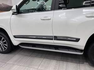 Toyota Land Cruiser 2.8D invencible de 4WD Euro 6 5dr (7 asiento) RHD - Product Image 5