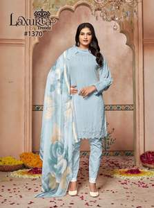 นักออกแบบล่าสุดการลําดับงานเย็บปักถักร้อยเทียม Georgette ทํางาน Kurti โดย Fab Zone - Product Image 3