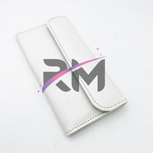 RMI nouveau produit tendance pochette en cuir et étui magnétique meilleure qualité couleur blanche - Product Image 1