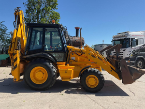 Chargeuse-pelleteuse JCB 3CX d'occasion, chargeuse sur pneus diesel, excavatrice pour la construction, le défrichement des terres agricoles - Product Image 5