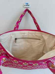 Sac pour ordinateur portable matelassé floral vintage de haute qualité fait à la main avec fermeture éclair et poignée pour les voyages - Product Image 3