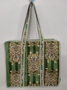 2025 New Launch Beaded <b>Quilted</b> Tote Bag Women Fashion Casual <b>Handbag</b> Purse Available For Export At Affordable Price - Product Image 4