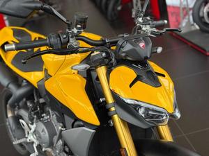 Ducati Streetfighter V2S 2019 a 2026, motocicletas deportivas usadas en buen estado a la venta - Product Image 3