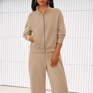 Conjunto Deportivo de Dos Piezas para Mujer, Estampado, Liso, Casual, Suave al Tacto, 100% Algodón, Secado Rápido y Transpirable - Product Image 1