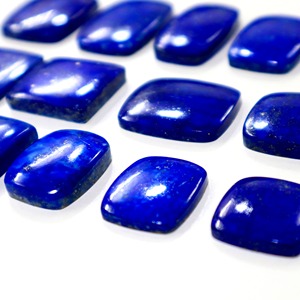 Piedra preciosa suelta de cabujón de lapislázuli azul natural de forma mixta pulida para la fabricación de joyas - Product Image 2