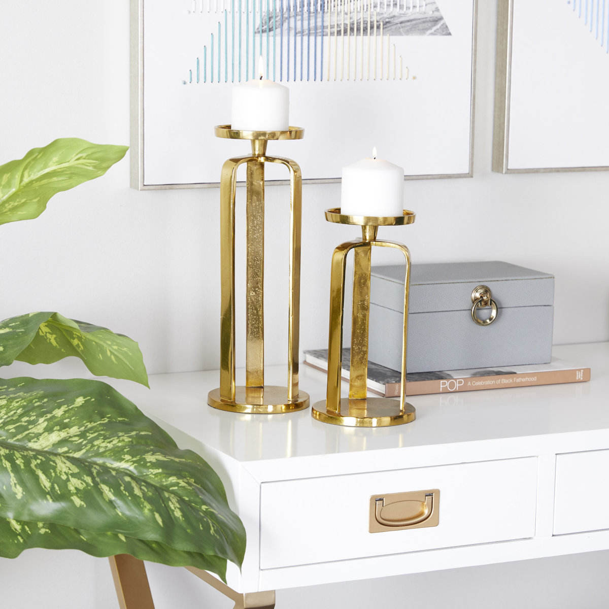 เช่นเดียวกับภาพ