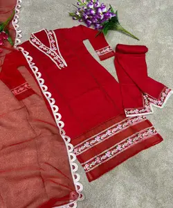 Le donne indiane di seta di cotone ricamate pesanti di colore grigio di usura del partito del progettista indossano Kurti con il miglior prezzo di palazzo dupatta a surat