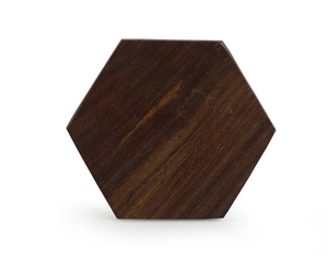 แผ่นรองแก้วไม้เชียสมงานฝีมือทรงหกเหลี่ยม ชุด 6 ชิ้น แผ่นรองแก้วไม้สำหรับเครื่องดื่ม ดูดซับน้ำได้ - Product Image 4