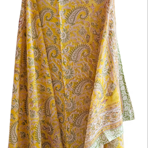 Pareo de Algodón Estampado a Mano en Amarillo, Cubierta de Playa para Mujer - Product Image 1
