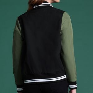 Chaqueta Universitaria Personalizada para Mujer con Tela de Lana, Mangas Negras, Diseño Invernal Cortavientos y Ecológico - Product Image 2