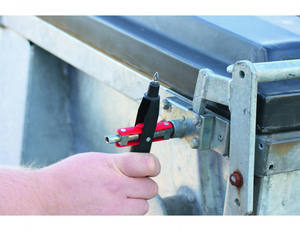 Construction très fine et légère pour poche de chemise ou de manteau, avec clip - Product Image 2