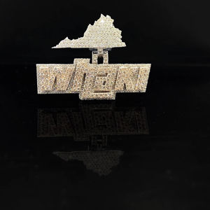 Pendentif Hip Hop en acier inoxydable poli avec diamants CZ personnalisés - Product Image 1