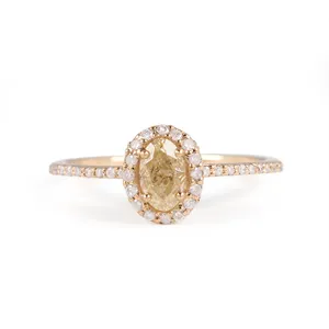 天然钻石铺路椭圆形造型设计戒指14k实心黄金大德鲁兹钻石订婚戒指精品珠宝制造商
