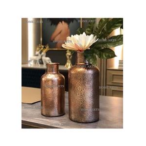 Juego de 2 Jarrones de Flores de Latón de Diseño Clásico, Diferentes Tamaños, Color Dorado, para Decoración de Bodas - Product Image 2