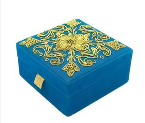 Boîtes de rangement de bijoux de travail Zari luxueuses pour accessoires et organisateur de pierres précieuses décoration de la maison à un prix abordable - Product Image 1