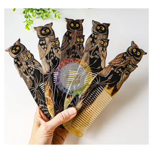 Top vente 100% peignes en corne naturelle taille personnalisée conception à la main pour les femmes meilleurs peignes à barbe en gros avec marque privée - Product Image 3