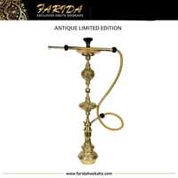 Farida Luxe Antique Édition Limitée Chicha Égyptienne en Laiton Martelé à la Main de Type Mini Courbé avec Deux Fûts en Céramique