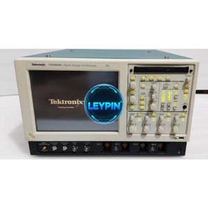 Oscilloscope numérique Tektronix 8 GHz pour pièces de rechange - Product Image 2