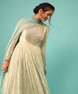 Anarkali Style Designer Broderie Femme Porter Robe de Travail Avec Dupatta Party Wear Vente en Gros Prix Textile Vêtement Alphanumero - Product Image 5