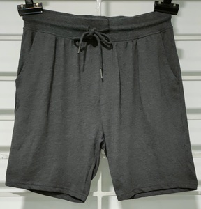 Shorts d'été décontractés pour hommes en toile mélangée, respirants, coton/polyester, taille mi-haute, cordon de serrage à embout métallique, motif uni - Product Image 2