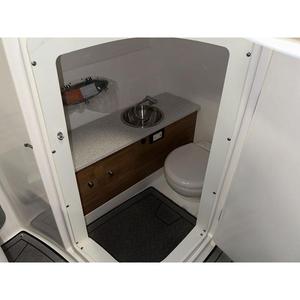 Bateau de pêche en fibre de verre Hurricane SD 2690 OB Nouvel An 2023 - Product Image 4