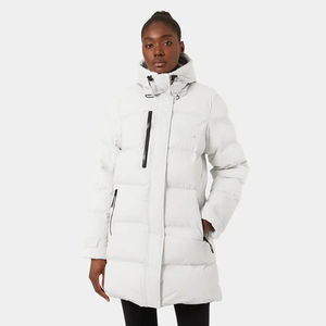 Nouveau logo personnalisé Nimbus Clou OEM parka bouffante Adore pour femmes avec capuche réglable et doudoune matelassée pour femmes veste d'hiver à bulles - Product Image 1