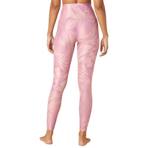 Mallas deportivas transpirables OEM para mujer con tejido elástico de impresión personalizado ideales para ropa deportiva de gimnasio e identidad de marca - Product Image 2