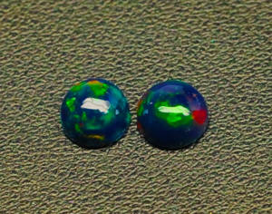 Hermoso cabujón de ópalo negro etíope-Gemas de ópalo de forma redonda de Welo-Piedras tratadas ahumadas forman Etiopía de 3mm a 12mm - Product Image 4