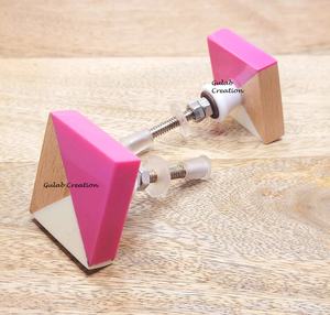 Tirador de gabinete de resina blanca y rosa cuadrado, tirador de cajón decorativo hecho a mano para muebles modernos y decoración del hogar - Product Image 2