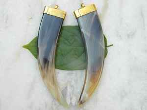 Colliers unisexes de luxe en acier inoxydable avec pendentif en corne naturelle, style hip-hop tribal, faits à la main, forme personnalisable, très vendus - Product Image 2