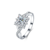 S925 Sterling Silver Moissanite Princess Square Snowflake Ring Bague de mariage de luxe 1ct Pull pour femme