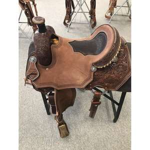 Selle de cheval en cuir véritable de style anglais avec arbre en bois, design durable et confortable, personnalisable OEM, accessoire d'équitation - Product Image 2