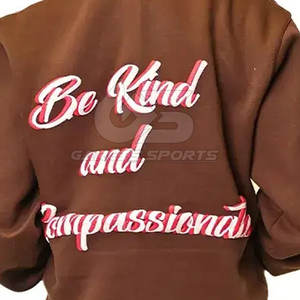 Sudadera con capucha de algodón mezclado para hombre con diseño en relieve y bolsillo de canguro para estilo de moda callejera - Product Image 6