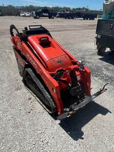 2023 Kubota รถตักตีนตะขาบขนาดเล็กแบบ Stand-On (Skid steer) รถตักขนาดเล็กพร้อมปั๊มเครื่องยนต์ส่วนประกอบหลักของมอเตอร์ - Product Image 5