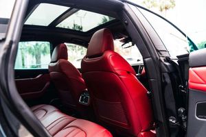 Listo para Enviar, Maserati Levante S GranSport AWD 2021, Garantía de 3 Años, Origen EE. UU. - Product Image 2