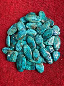 Shattuckite ธรรมชาติหลายรูปร่างขายส่งมาก Cabochon แบนหลังฟรีขนาดอัญมณีทำด้วยมือสร้อยคอที่ดีเครื่องประดับ - Product Image 5