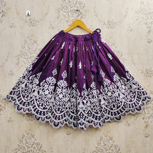 Ensemble Lehenga Choli ethnique pour enfants Shoryam Fashion, longueur au sol, entièrement cousu |   Broderie violette pour les fêtes et les mariages |   Tout - Product Image 4
