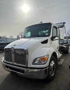 Camión Tractor Comercial de Larga Distancia para Trabajo Pesado 6x4 con Cabina y Chasis, Camión con Gancho Elevador Diésel para Transporte Industrial - Product Image 2