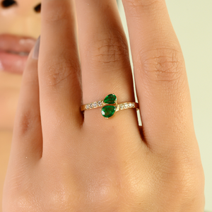 Anillo de Oro Amarillo Puro de 14K con Esmeralda y Diamantes, Diseño Popular, Nuevo y Moderno, Precio al por Mayor, Joyería de Piedras Preciosas - Product Image 4