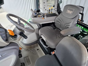 Tractor Usado en Buen Estado para Uso Agrícola, Tractor de Ruedas Diésel con Cabina Cerrada para Trabajo de Campo, Motor de 80HP con Bomba Automática - Product Image 4